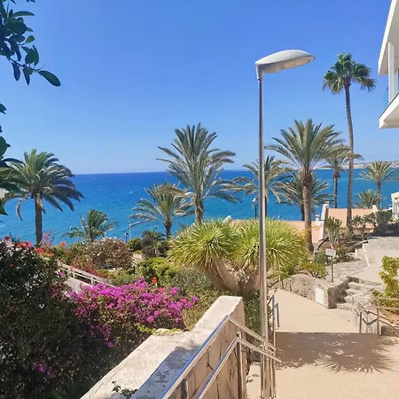 Uno - Front Line Of Ocean Apartment *