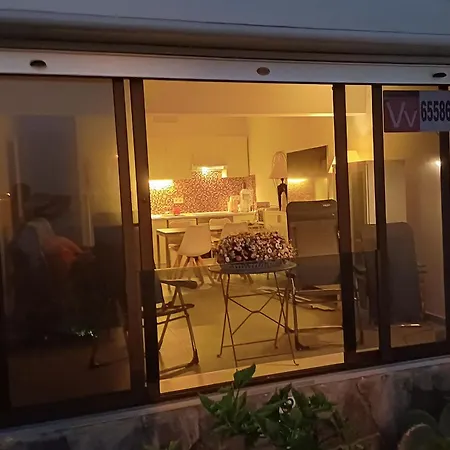 Uno - Front Line Of Ocean Apartment *